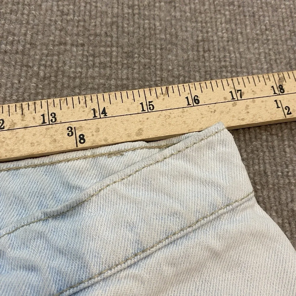 Vintage Levis Jeans Men 34x32 Fits 33x32 560 Relaxed Tapered 90s '95 Made in USA
